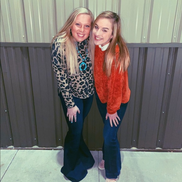 Meet your Posher, Kiley - Picture 2 of 4